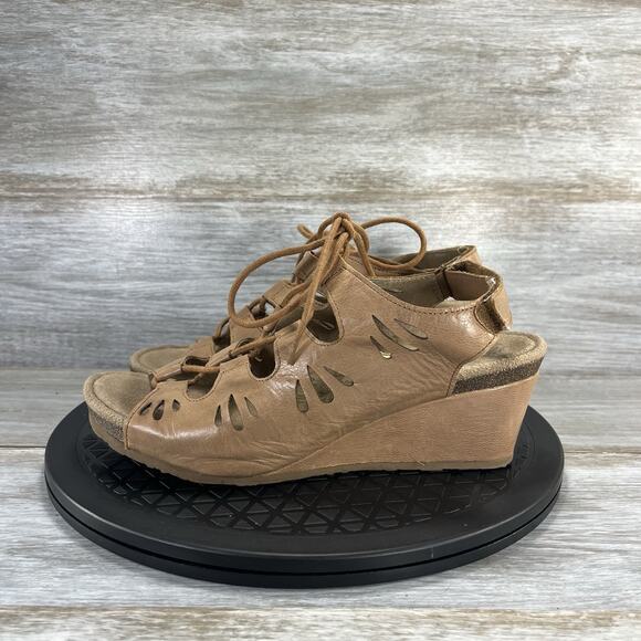 Aetrex Women's Giselle Brown Leather Wedge Gladiator Slingback Sandals Size 8.5 - Picture 1 of 8